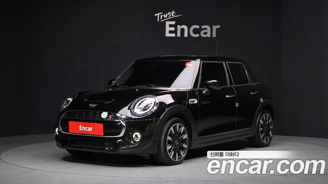 MINI Cooper 2020