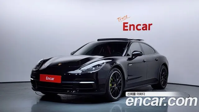Porsche Panamera 2019