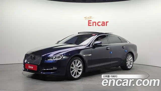 Jaguar XJ 2016