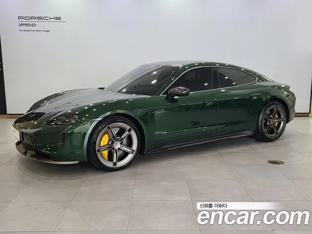 Porsche Taycan 2024