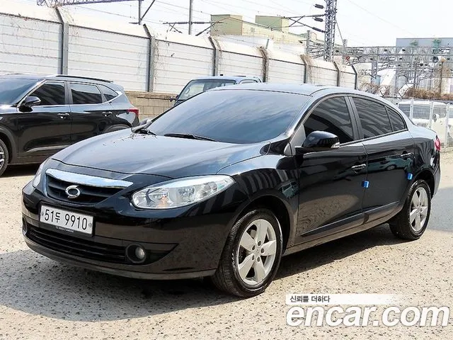 Renault SM3 2011