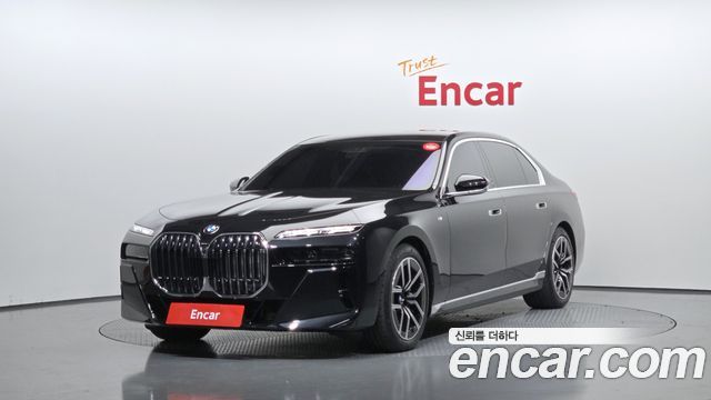 BMW 7-Series 2025