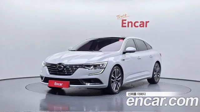 Renault SM6 2016