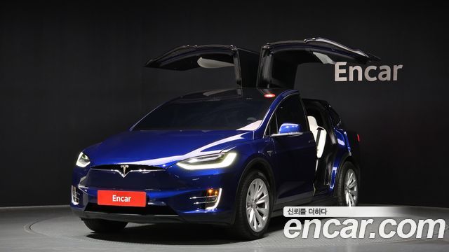 Tesla Model X 2020