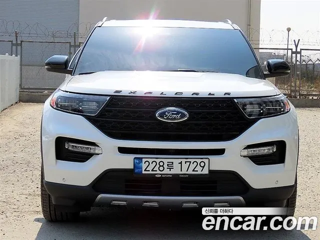 Ford Explorer 2022