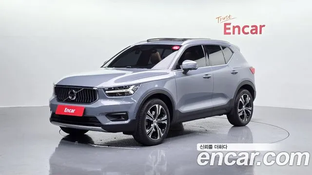 Volvo XC40 2022