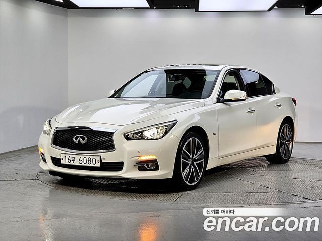 Infiniti Q50 2014