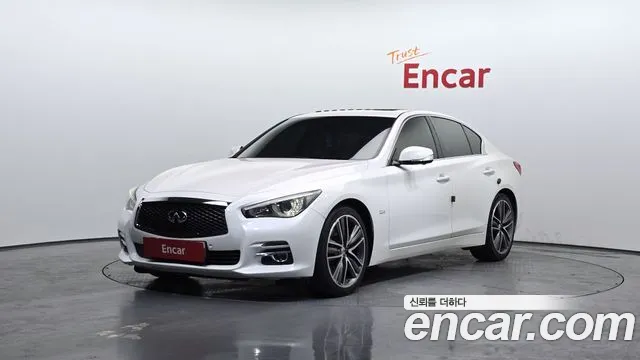 Infiniti Q50 2014