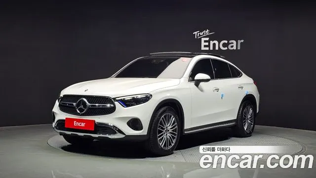 Mercedes-Benz GLC-Class 2025