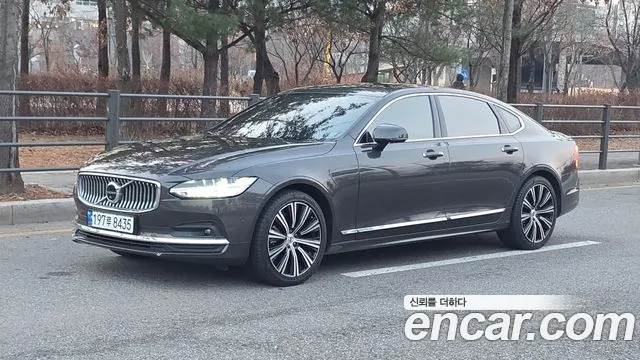 Volvo S90 2023