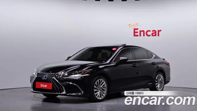 Lexus ES 2022