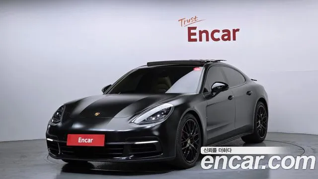 Porsche Panamera 2018