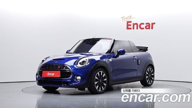 MINI Cooper Convertible 2019