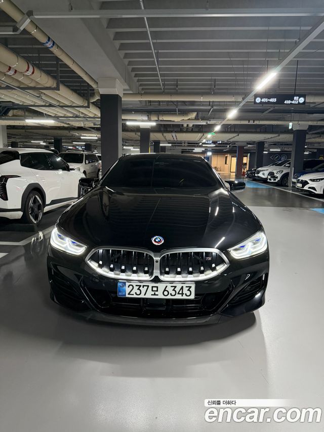 BMW 8-Series 2022