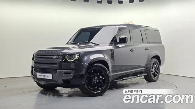 Land Rover Defender 2024