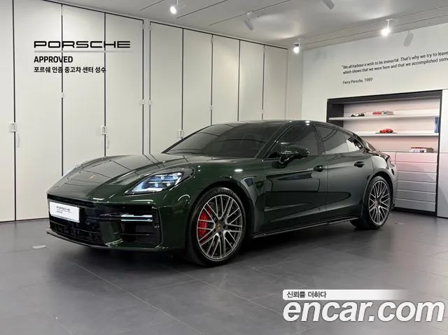 Porsche Panamera 2025