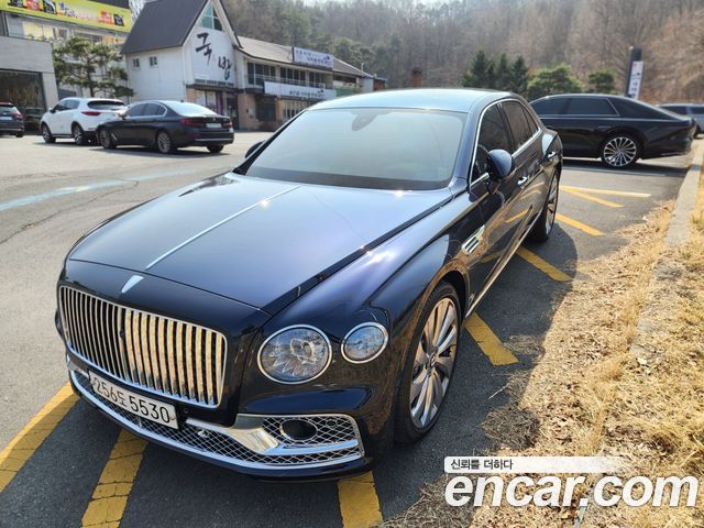 Bentley Flying Spur 2022
