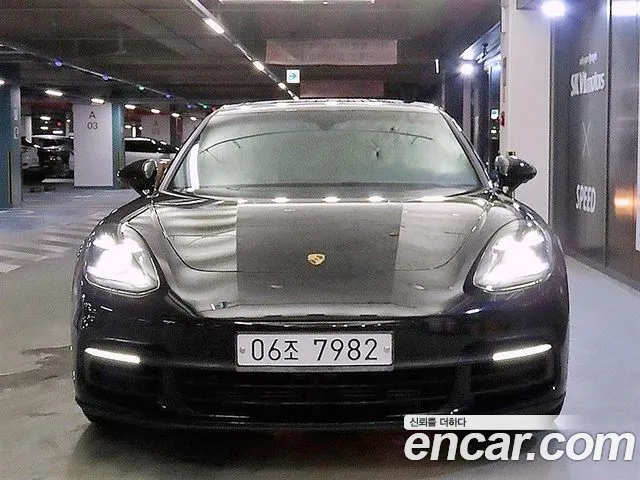Porsche Panamera 2019
