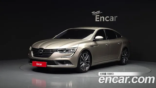 Renault SM6 2016