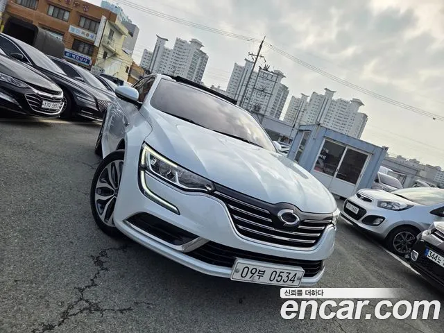 Renault SM6 2016
