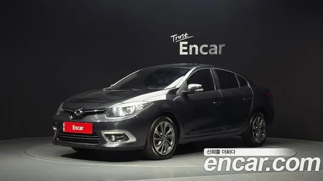 Renault SM3 2015
