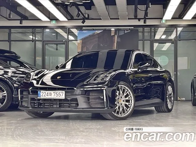 Porsche Panamera 2024