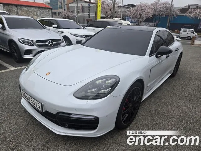 Porsche Panamera 2020
