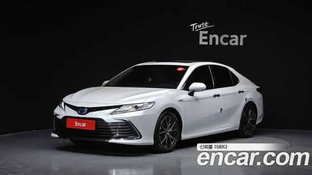 Toyota Camry 2023