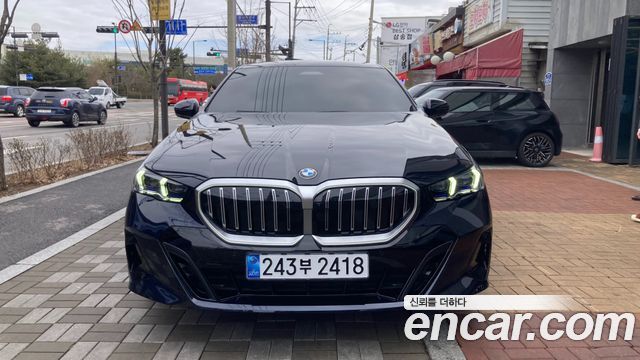 BMW 5-Series 2026
