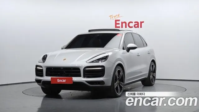 Porsche Cayenne 2021