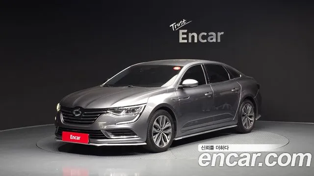 Renault SM6 2016