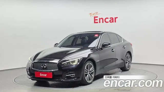 Infiniti Q50 2016