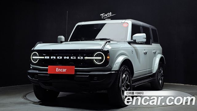 Ford Bronco 2023