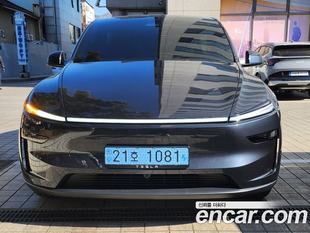 Tesla Model Y 2026