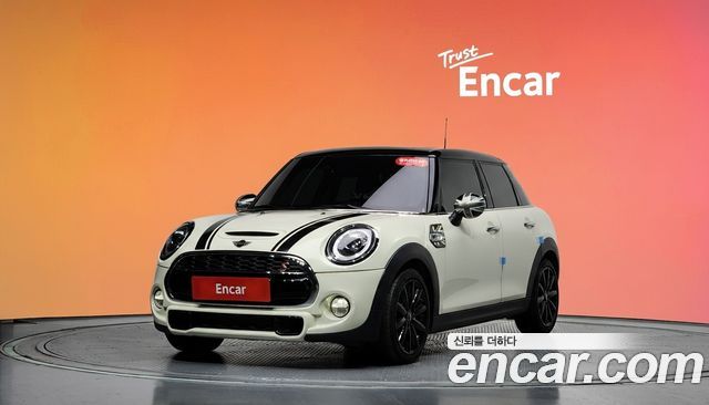 MINI Cooper 2019