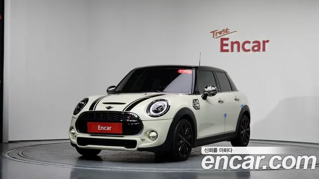 MINI Cooper 2019