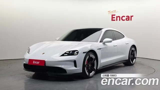 Porsche Taycan 2025