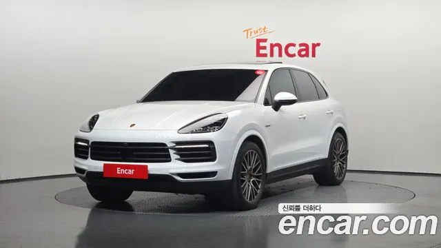 Porsche Cayenne 2023