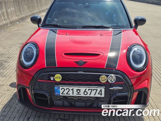 MINI Cooper Convertible 2024