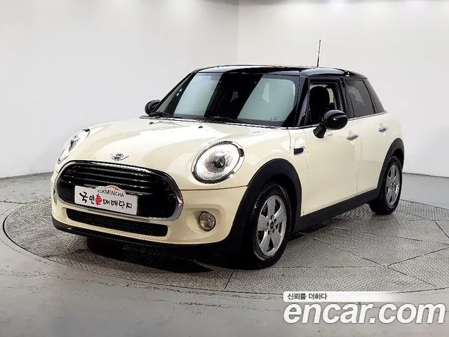 MINI Cooper 2016