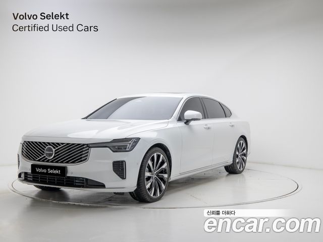 Volvo S90 2025