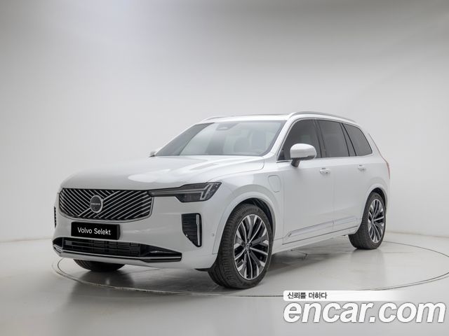 Volvo XC90 2025