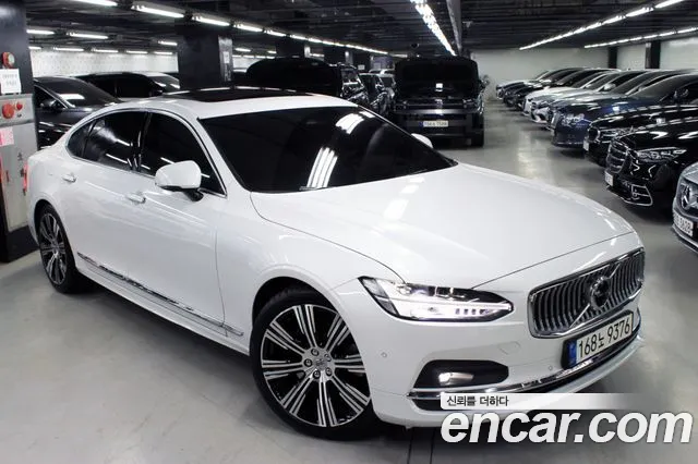 Volvo S90 2022