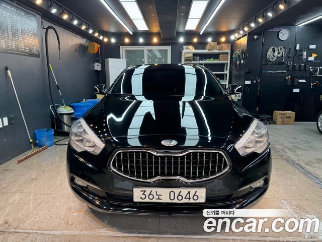 Kia K9 2013
