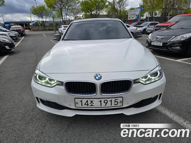 BMW 3-Series 2012