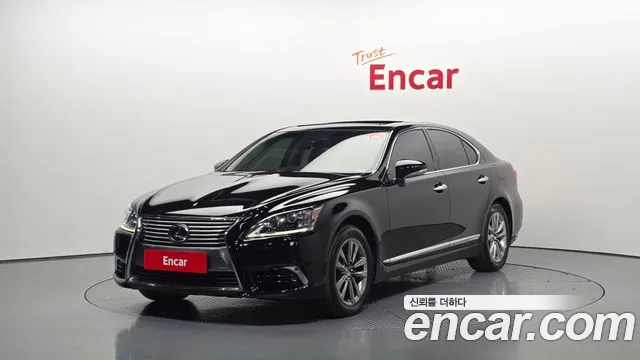 Lexus LS 2014