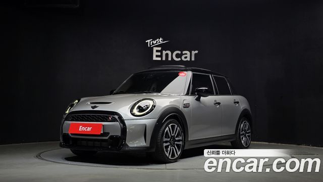 MINI Cooper 2023