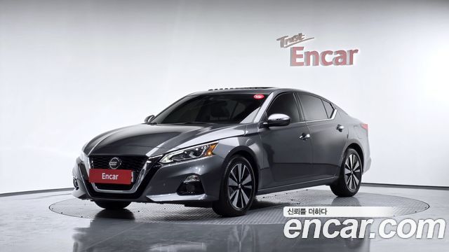 Nissan Altima 2019