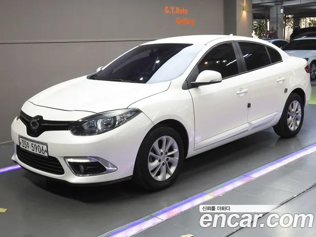 Renault SM3 2015