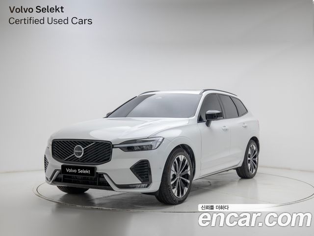 Volvo XC60 2025